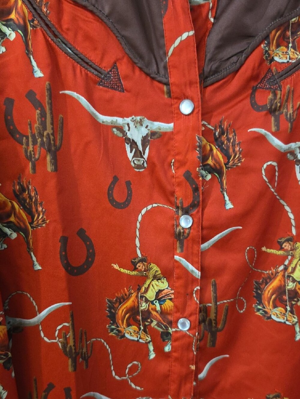 Women's Red Western-Print Button Down Shirt - Picture 3 of 6